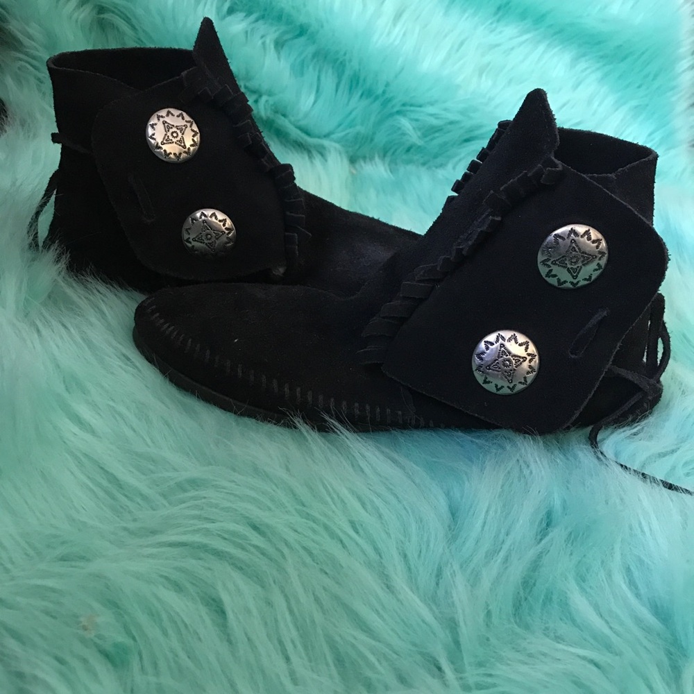 Black Minnetonka suede ankle booties